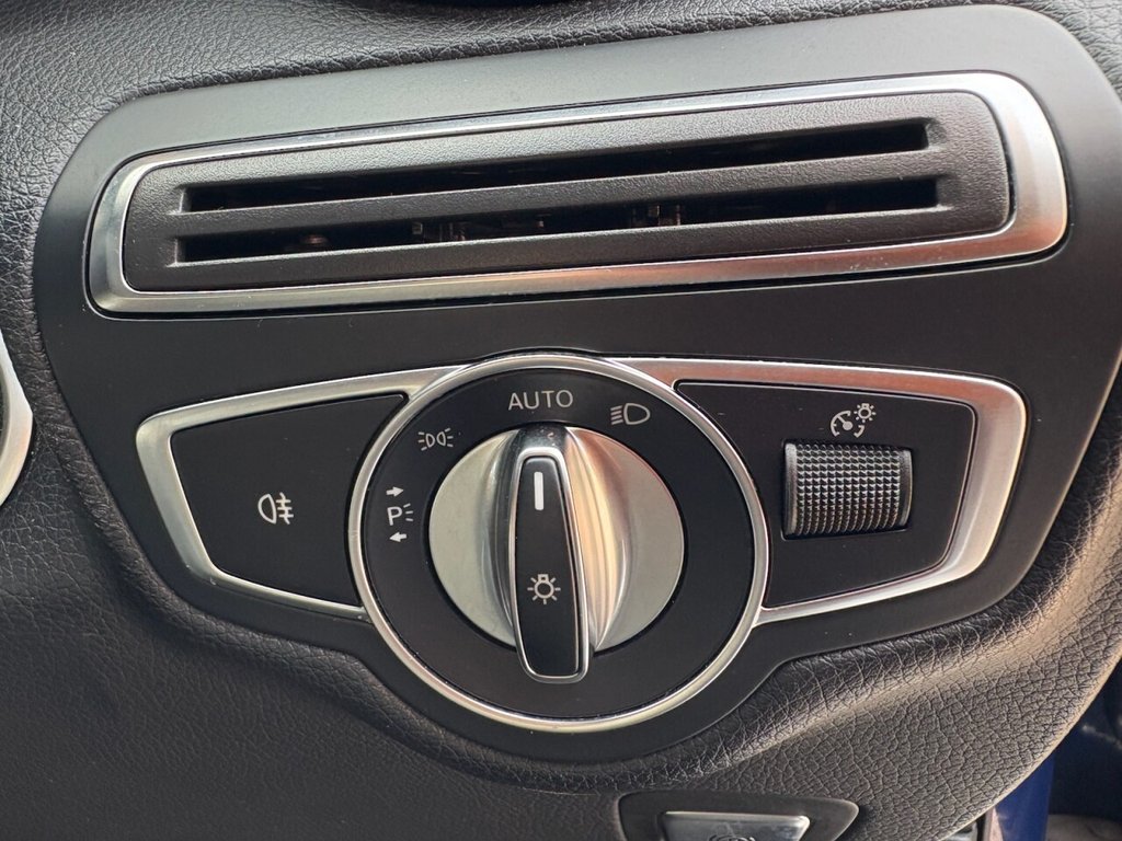 Used Mercedes-Benz GLC 2019 for sale - 77966689: Photo 44