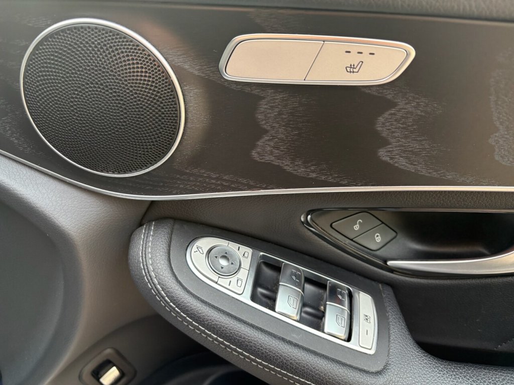 Used Mercedes-Benz GLC 2019 for sale - 77966689: Photo 47