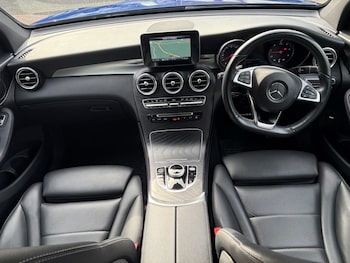 Used Mercedes-Benz GLC 2019 for sale - 77966689: Photo