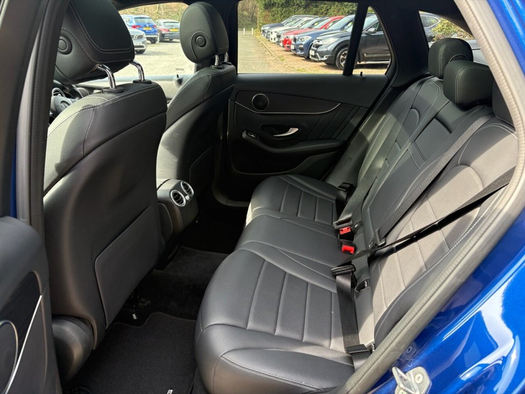 Used Mercedes-Benz GLC 2019 for sale - 77966689: Photo 8