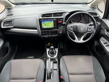 Used Honda Jazz 2017 for sale - 78645104: Photo