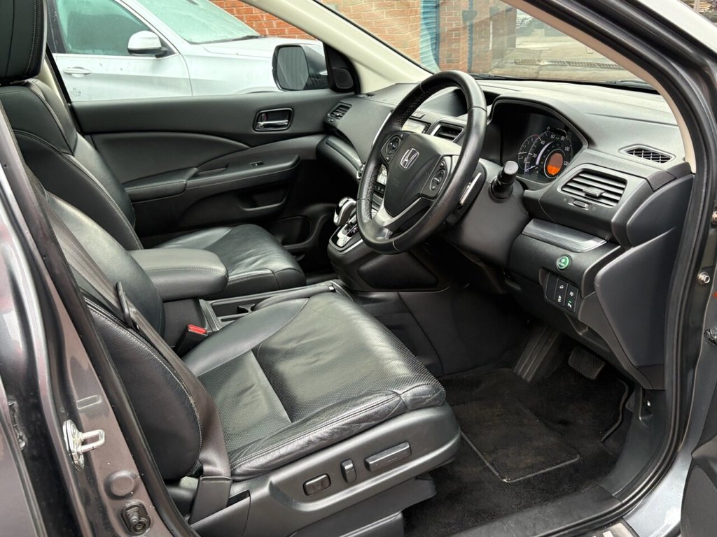 Used Honda CR-V 2016 for sale - 77200526: Photo 28