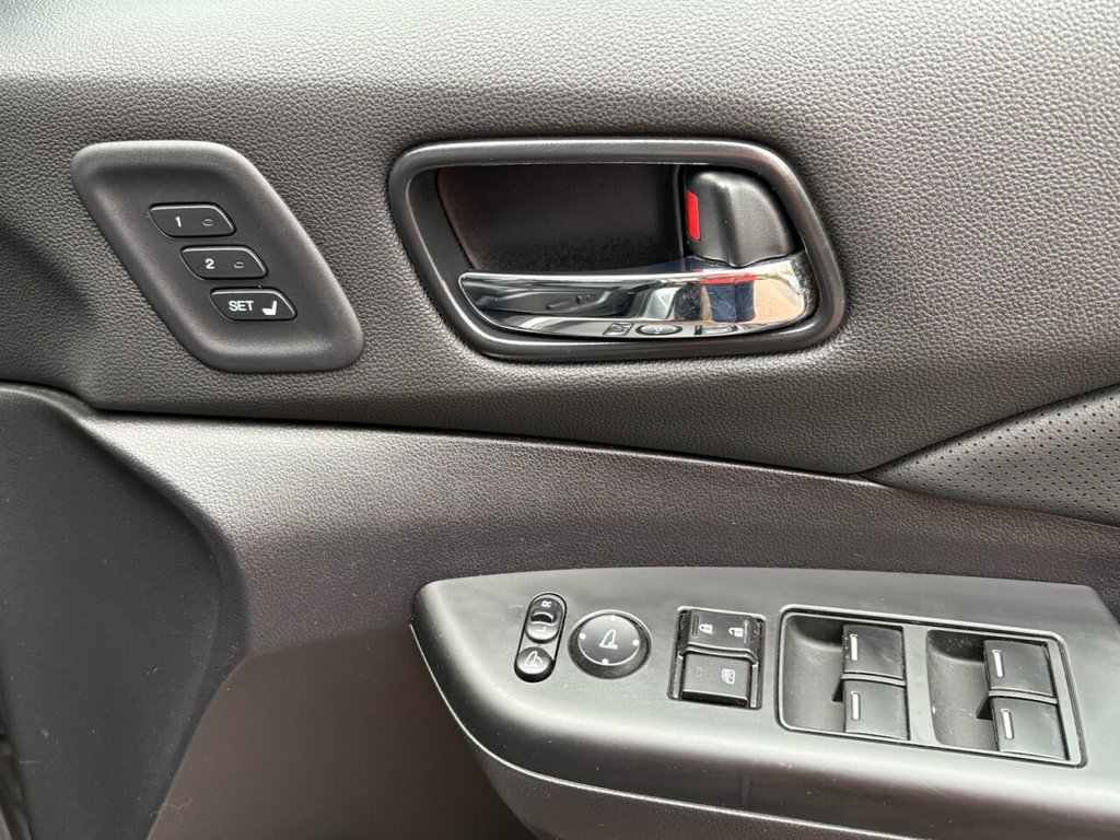 Used Honda CR-V 2016 for sale - 77200526: Photo 40