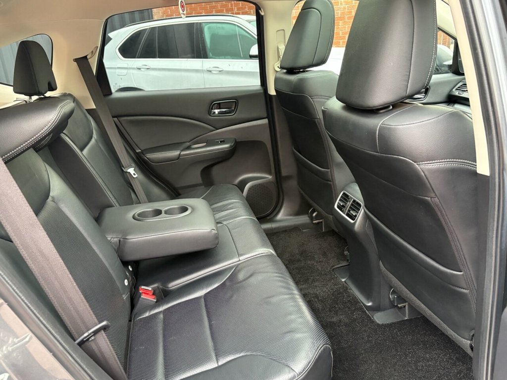 Used Honda CR-V 2016 for sale - 77200526: Photo 5